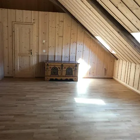 Chez Dodo 2534 Orvin Le Foncet * Evilard