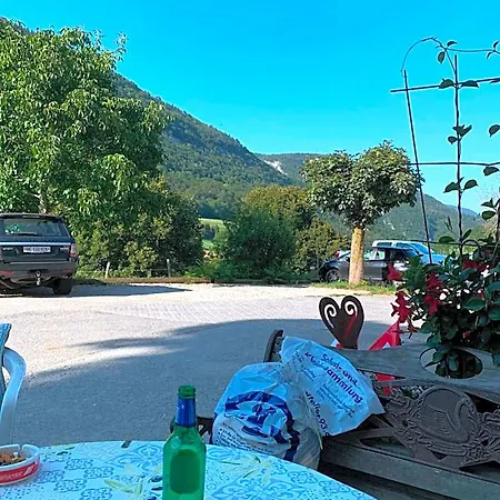Le Foncet 2534orvin Couette-café Evilard