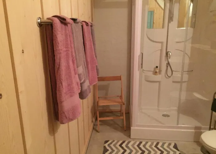 Chez Dodo 2534 Orvin Le Foncet Bed & Breakfast Evilard